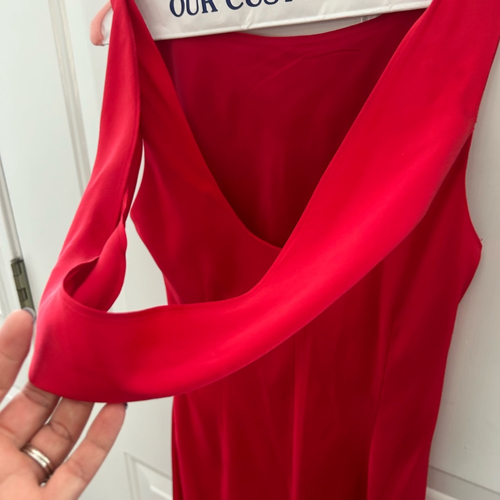 Silk Red Sleeveless Back Drape Dress Size 4 by Flores & Flores - Picture 5 of 12